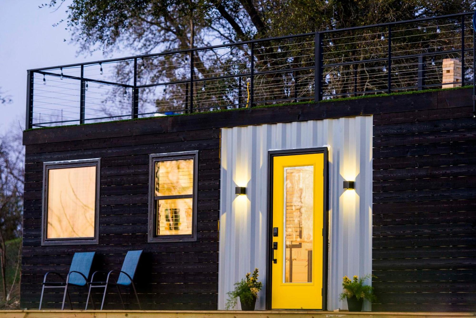 The Zephyr Modern Luxe Container Home Bellmead Luaran gambar