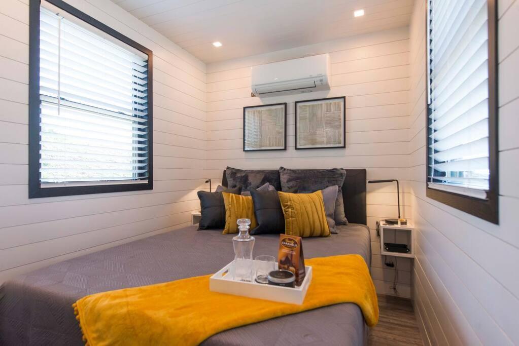 The Zephyr Modern Luxe Container Home Bellmead Luaran gambar